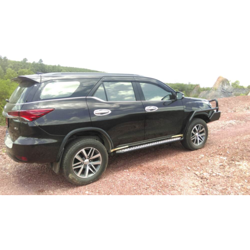 Opposite Lock Side Rails To Suit Toyota Fortuner 08/15-ON - OL402TF15