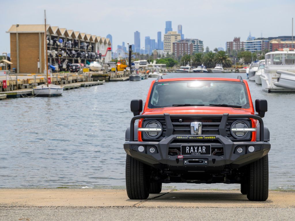 Tank 300.jpg Tank 300.jpg